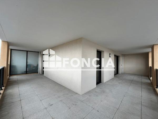 Location Appartement 2 pièces 41.23 m² - 205 RUE LAGREMEUSE Aix-en-provence 13100