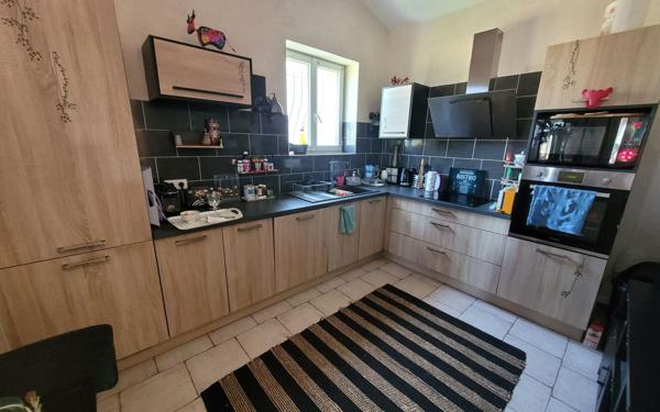 Maison à vendre    4 pièces •  Le Passage