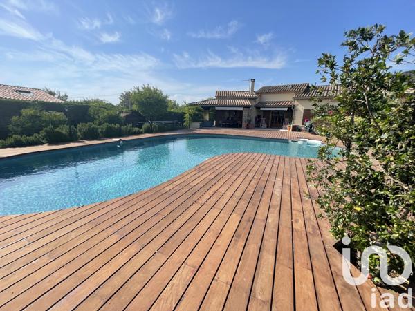 Maison à vendre 8 pièces 179 m² Vallon-Pont-d'Arc