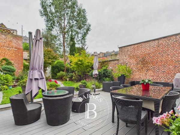 Douai, Maison de ville 5 Chambres -  320 m² à vendre