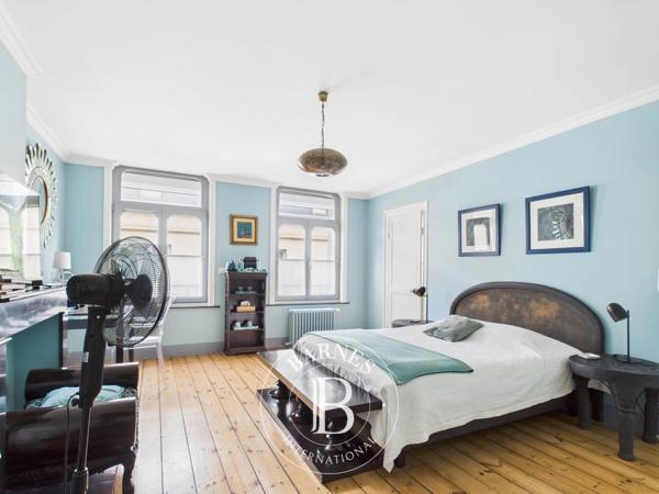 Douai, Maison de ville 5 Chambres -  320 m² à vendre
