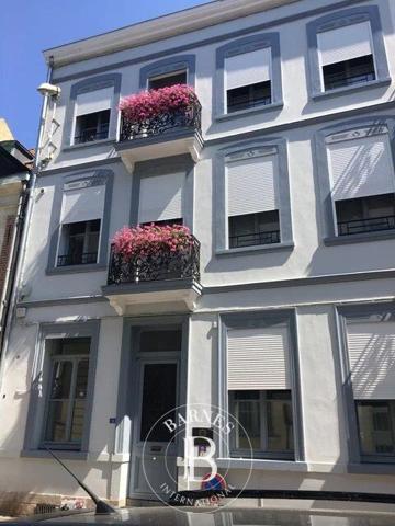Douai, Maison de ville 5 Chambres -  320 m² à vendre