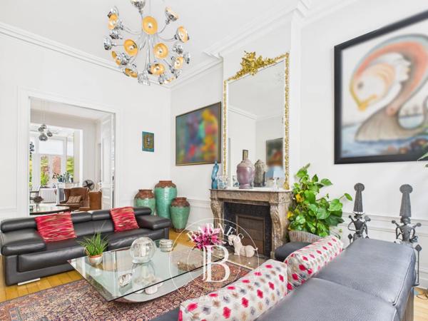 Douai, Maison de ville 5 Chambres -  320 m² à vendre