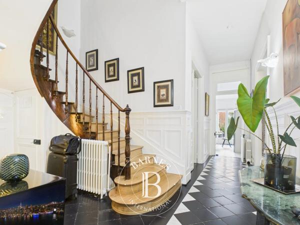 Douai, Maison de ville 5 Chambres -  320 m² à vendre