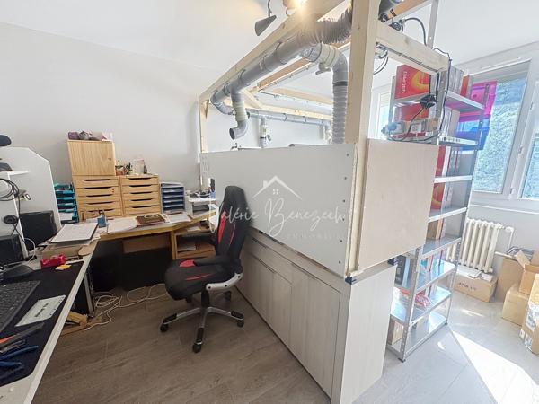 Appartement T4 rénové avec terrasse et garage