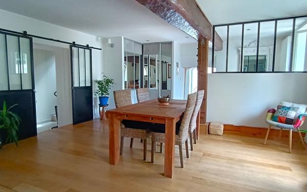 Maison à vendre    5 pièces • 155 m2 Irigny