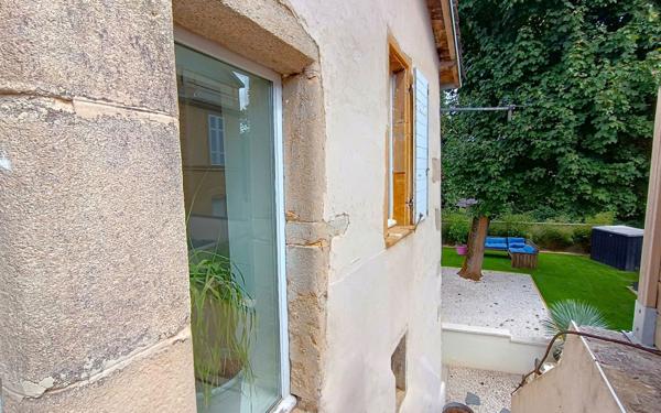 Maison à vendre    5 pièces • 155 m2 Irigny