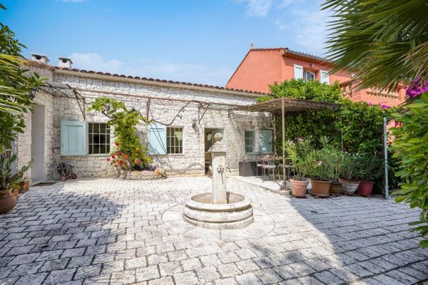 Bastide de charme avec vue mer ANTIBES