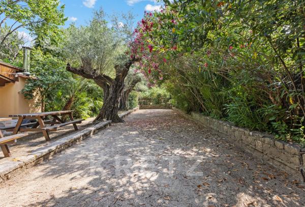 Bastide de charme avec vue mer ANTIBES