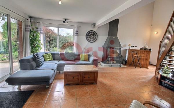 Maison à vendre    6 pièces •  Morestel