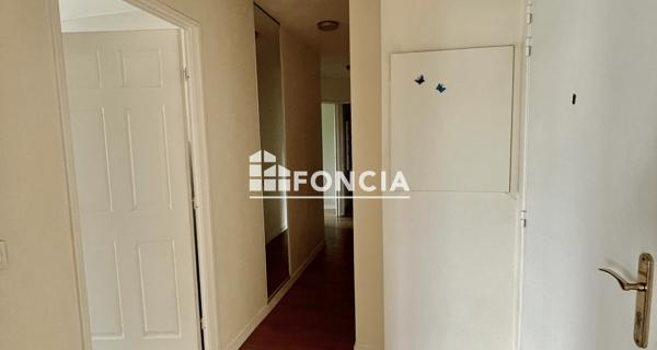 Location Appartement 3 pièces 70 m² - Paris 75015