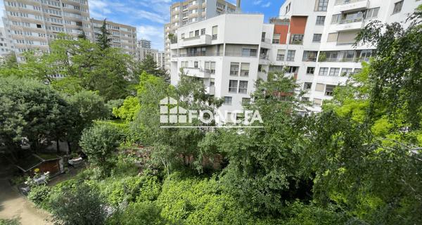 Location Appartement 3 pièces 70 m² - Paris 75015