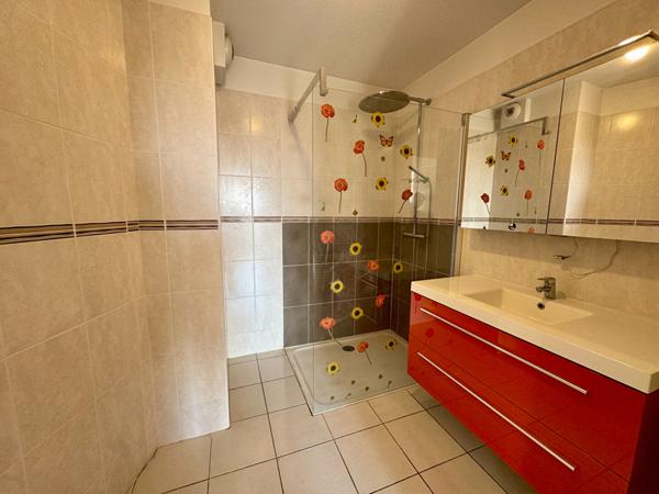 Appartement Nimes 4 pièce(s) 84.66 m2