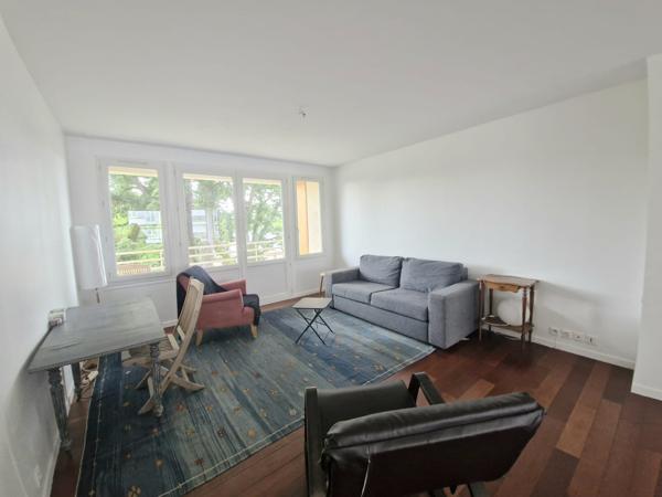 Appartement
         3 pièces
        - 80 m² Exclusivité 289 000 € *