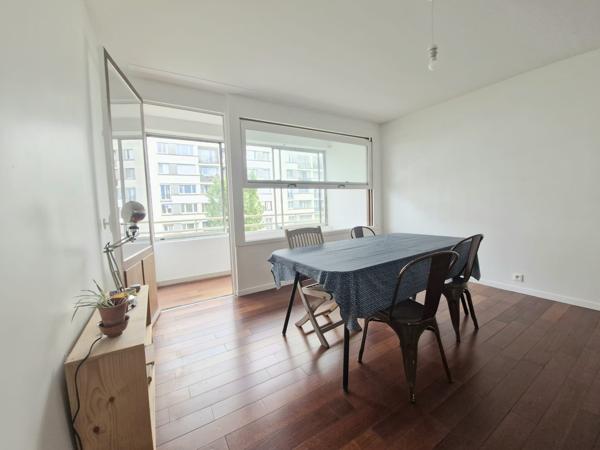 Appartement
         3 pièces
        - 80 m² Exclusivité 289 000 € *