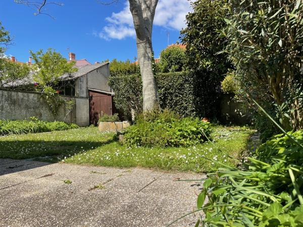 Vente Maison La rochelle 795 000 € HAI - 173 m2 - 5 Chambres - Réf. VM1138-TERREETMER17_