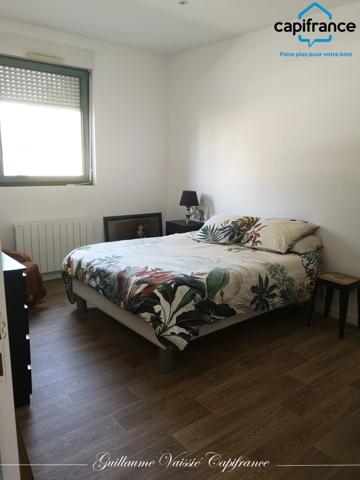 Dpt Vienne (86), à louer CHATELLERAULT appartement T4 de 82,57 m² + places de parking