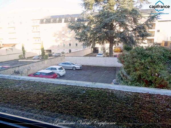 Dpt Vienne (86), à louer CHATELLERAULT appartement T4 de 82,57 m² + places de parking