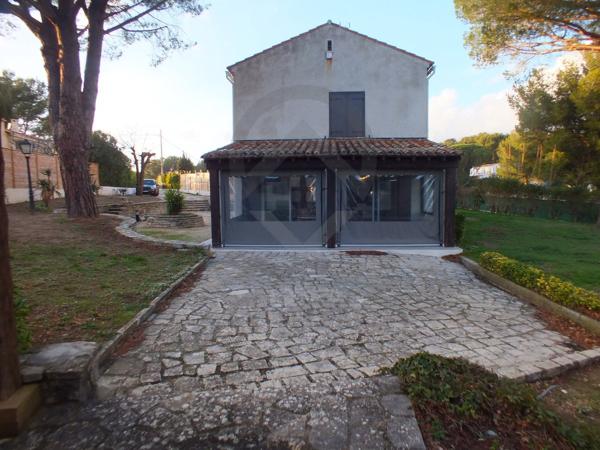 Location / Maison avec dépendance