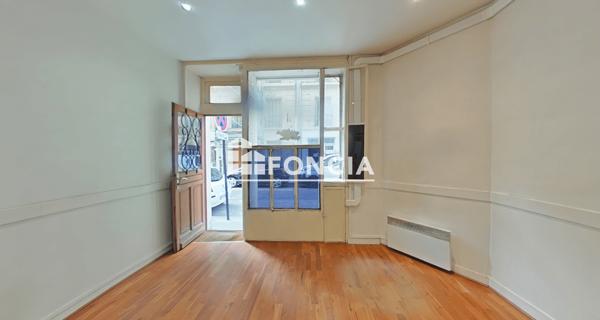 Location Local commercial 3 pièces 34.9 m² - Paris 75017