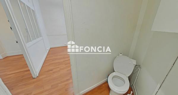 Location Local commercial 3 pièces 34.9 m² - Paris 75017