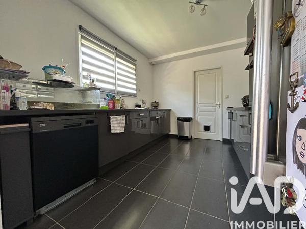 Maison à vendre 6 pièces 144 m² Le Trait