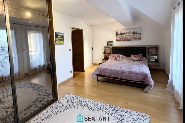 DIVONNE-LES-BAINS- Superbe appartement T6 de 205 m² - 980.000 