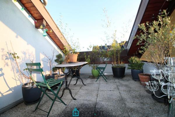 DIVONNE-LES-BAINS- Superbe appartement T6 de 205 m² - 980.000 