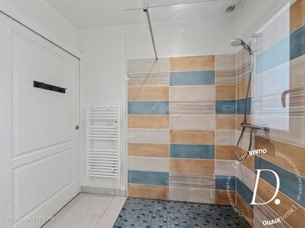 Maison contemporaine avec cadre de vie confortable et sans contrainte
