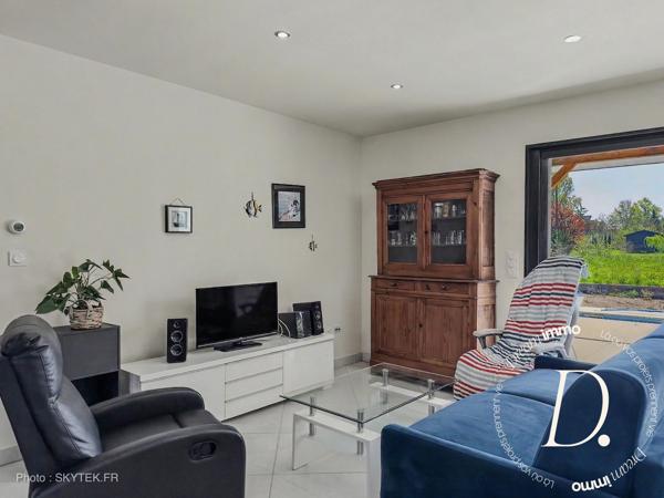 Maison contemporaine avec cadre de vie confortable et sans contrainte
