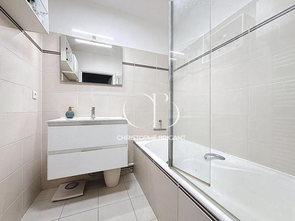 Appartement  2 pièce(s) de 50m² avec Balcon et Terrasse