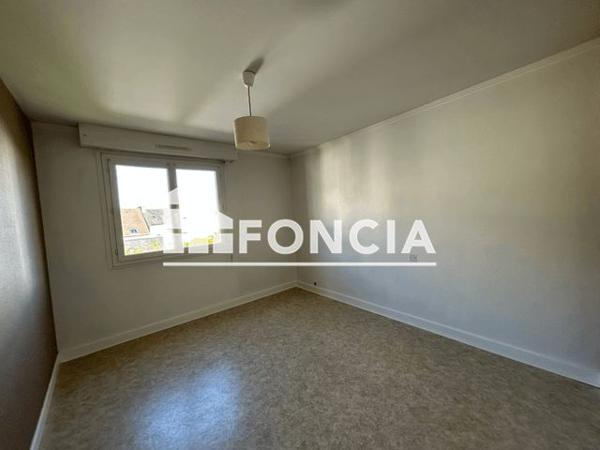 Location Appartement 3 pièces 69.9 m² - 21 RUE DES NOYERS Lorient 56100