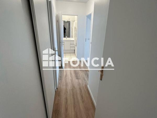 Location Appartement 3 pièces 65 m² - 34 AVENUE DU GENERAL VAUFLAIRE Thiais 94320