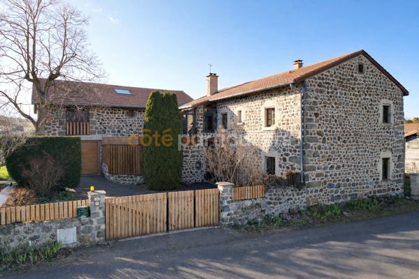 Vente Maison202 m² - 5 Pièces - SOLIGNAC SUR LOIRE (43370)