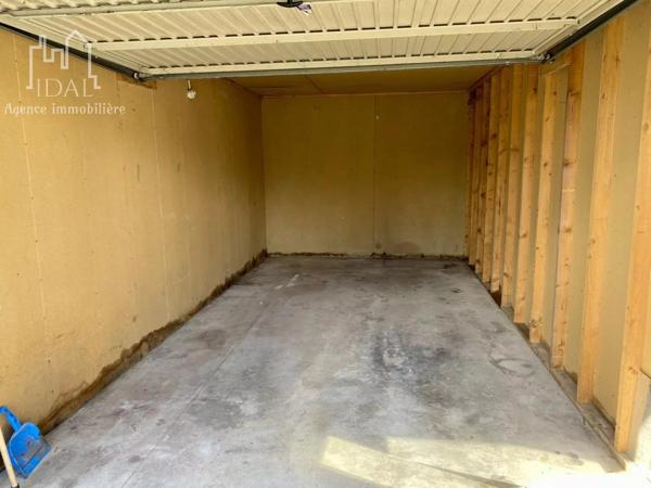 Location Garage 16 m2 à Sévérac-d'Aveyron