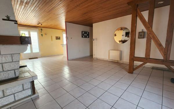 Maison à vendre    3 pièces •  Bellegarde