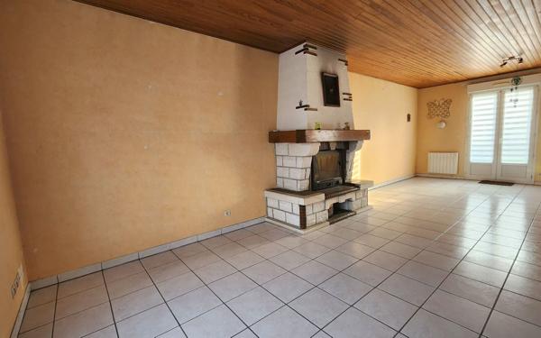 Maison à vendre    3 pièces •  Bellegarde