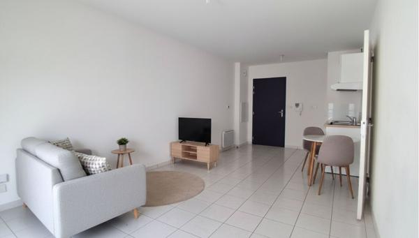 Couëron Bourg appartement 2 pièces.