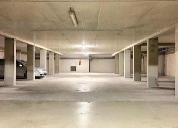 Stationnement à vendre    Aix-en-Provence