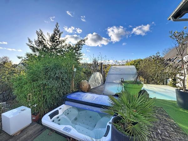 Maison à Hédé-Bazouges, 35630 - 7 pièces 170m²