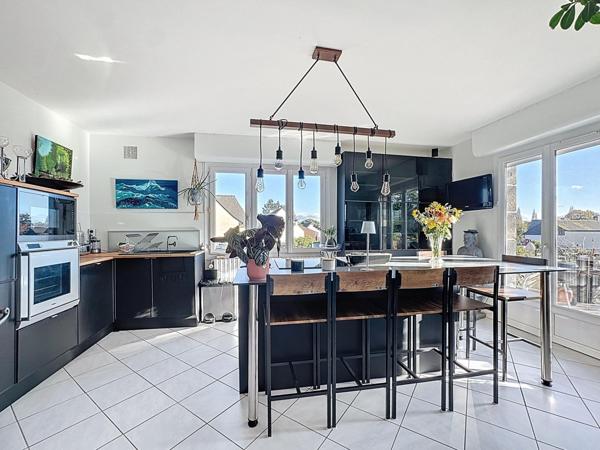 Maison à Hédé-Bazouges, 35630 - 7 pièces 170m²