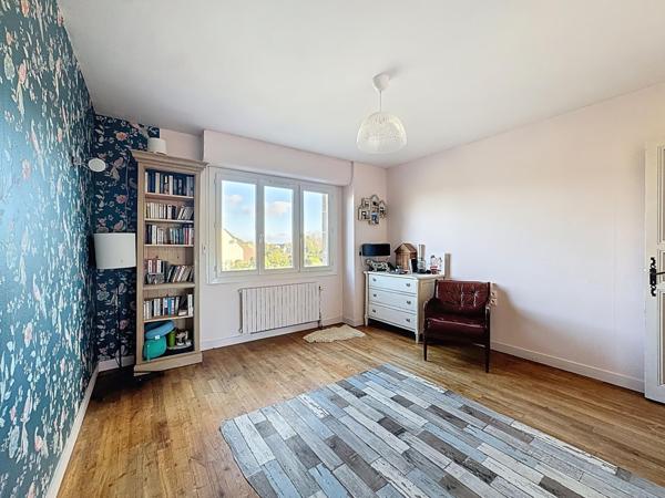 Maison à Hédé-Bazouges, 35630 - 7 pièces 170m²