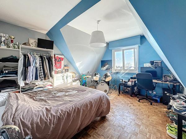 Maison à Hédé-Bazouges, 35630 - 7 pièces 170m²