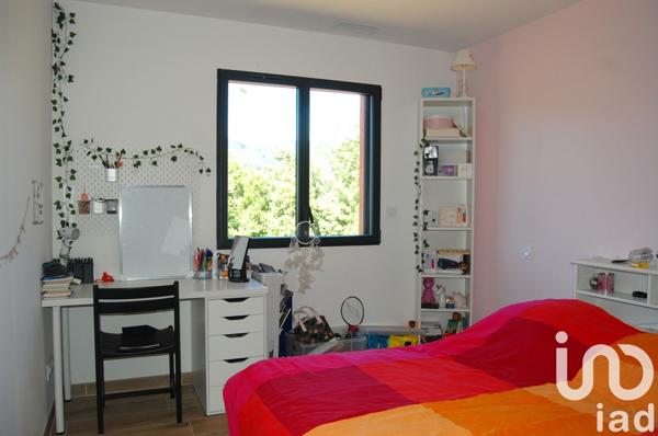 Maison 5 pièces de 146 m² à Saint-Beauzély (12620)