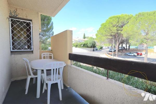 Studio avec balcon et parking privatif