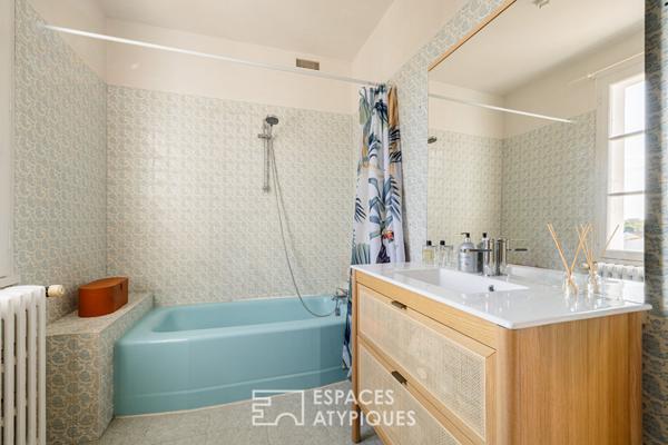 Ancien corps de ferme alliant cachet et élégance