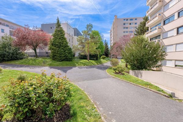 Magnifique 3 pièces 64 m² - parking - cave