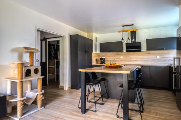 Magnifique 3 pièces 64 m² - parking - cave