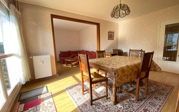 Appartement à vendre    4 pièces • 77,90 m2 Chartres