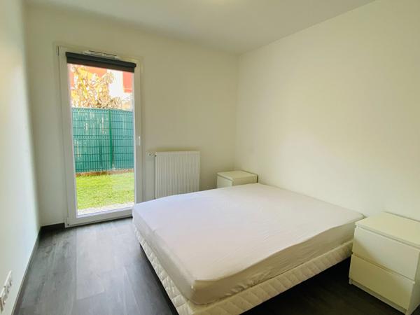 Appartement T3  avec jardinet, cellier et parkings